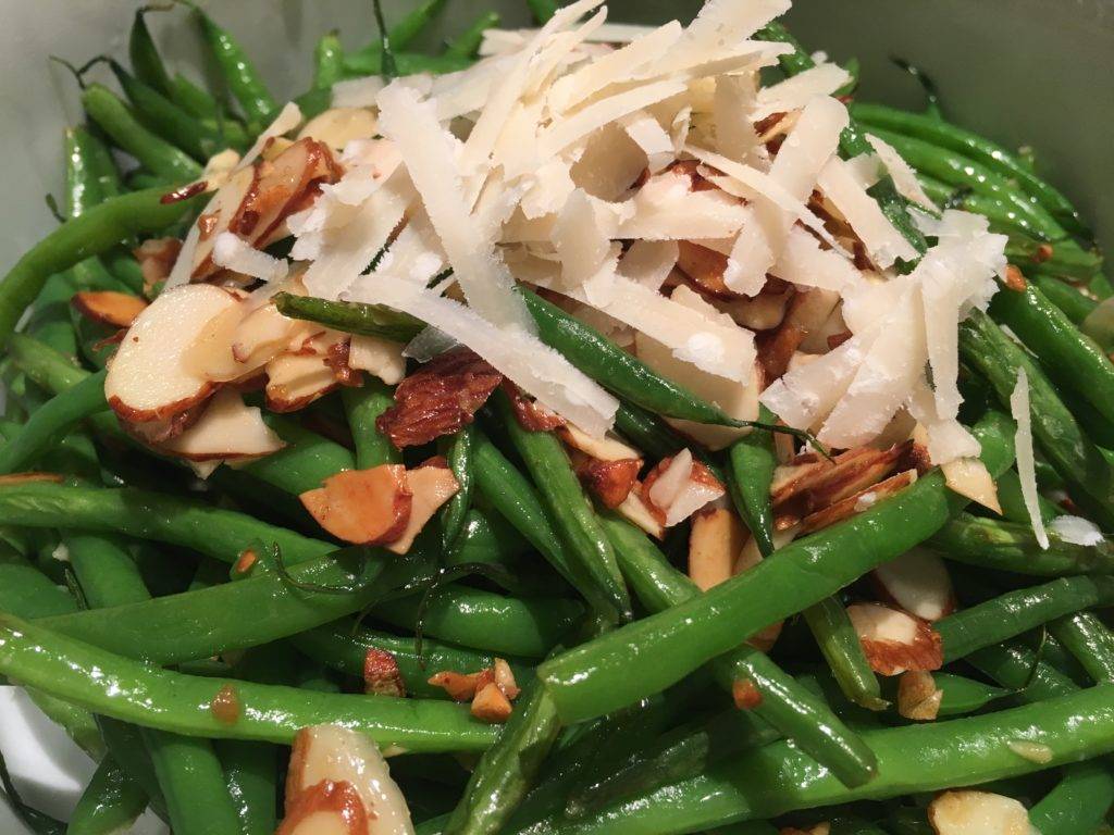 Haricots Vert French Green Beans Almonds And Parmesan Zan S Recipes